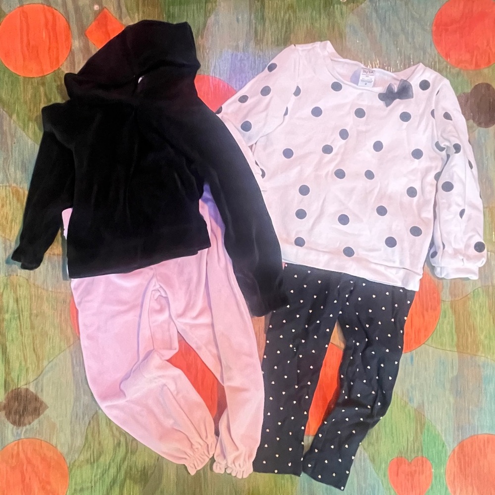 Baby Girls Lot Of Clothes 3T 4 Pieces Carter’s Ideology Tops And Bottoms.
